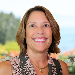 Mary Parreira, Director