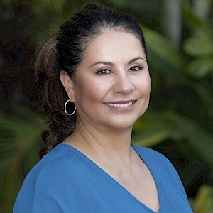 Veronica Urzua-Alvero, Chair